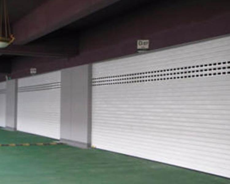 山西中盛恒卷簾門為您分享，山西快速卷簾門和防火卷簾門之間的區(qū)別